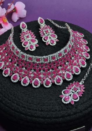 Picture of Admirable Dim Gray Necklace Set