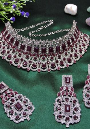 Picture of Classy Maroon Necklace Set