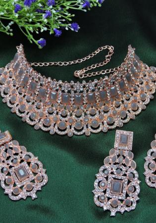 Picture of Elegant Slate Grey Necklace Set