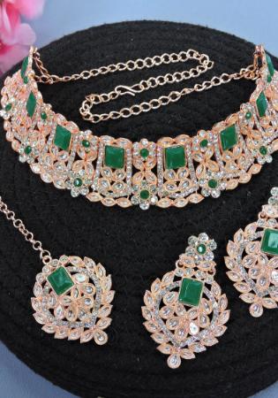 Picture of Stunning Forest Green Necklace Set