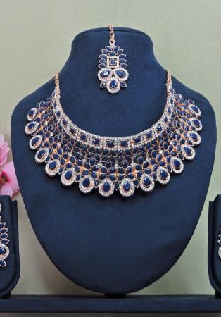 Picture of Graceful Dim Gray Necklace Set