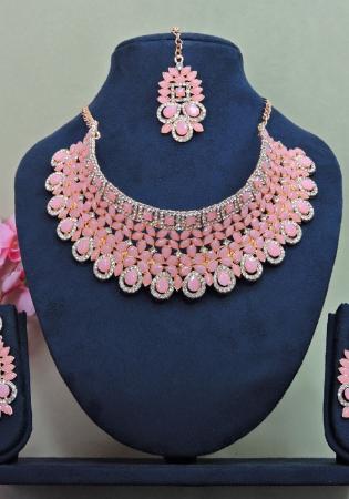 Picture of Beautiful Rosy Brown Necklace Set