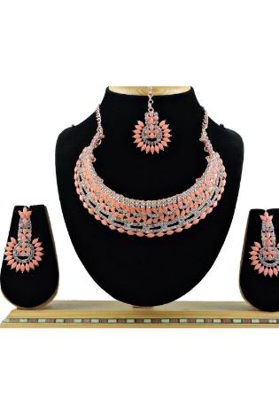 Picture of Beauteous Rosy Brown Necklace Set