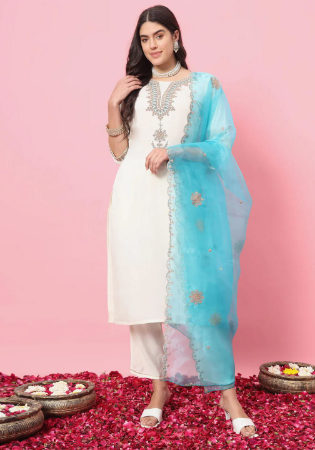 Picture of Taking Cotton Off White Readymade Salwar Kameez