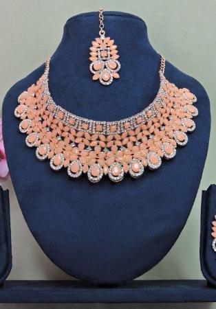 Picture of Enticing Tan Necklace Set