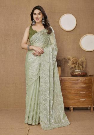 Picture of Good Looking Silk Gainsboro Saree