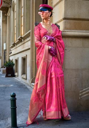 Picture of Gorgeous Organza Light Coral Saree