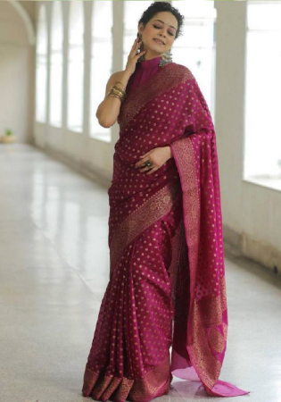 Picture of Beautiful Silk Dark Magenta Saree