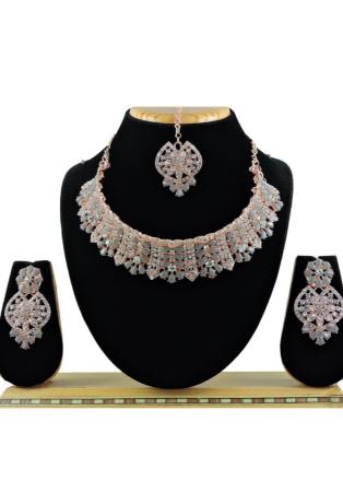 Picture of Fine Grey Necklace Set