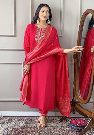 Picture of Statuesque Chiffon Crimson Readymade Salwar Kameez