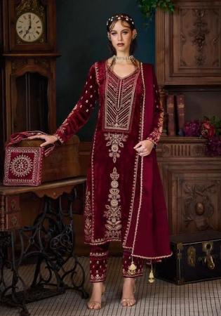 Picture of Ravishing Chiffon Maroon Straight Cut Salwar Kameez