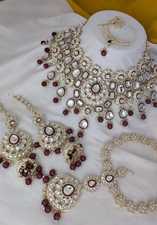 Picture of Ravishing Chiffon Grey Necklace Set