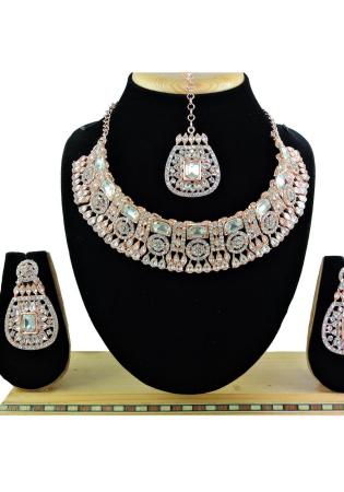 Picture of Resplendent Chiffon Sea Shell Necklace Set