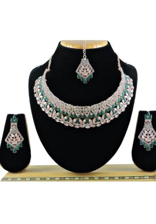 Picture of Wonderful Medium Sea Green Necklace Set