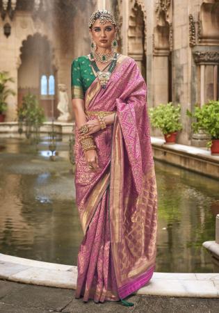 Picture of Gorgeous Silk Pale Violet Red Saree