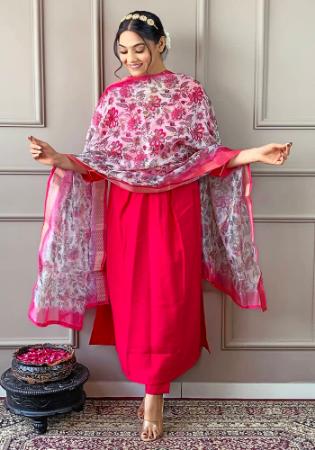 Picture of Graceful Chiffon Light Coral Readymade Salwar Kameez