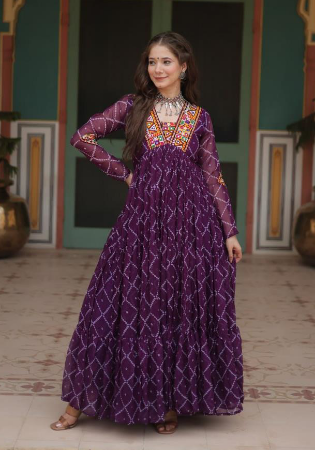 Picture of Pleasing Georgette Purple Party Wear Gown