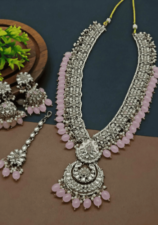 Picture of Shapely Rosy Brown Necklace Set