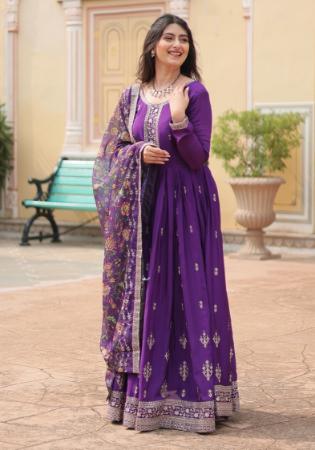 Picture of Alluring Chiffon Purple Readymade Gown