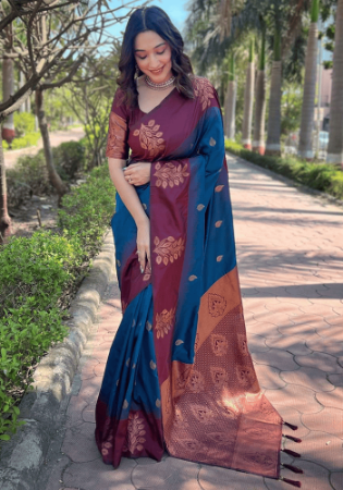 Picture of Magnificent Silk Navy Blue Saree