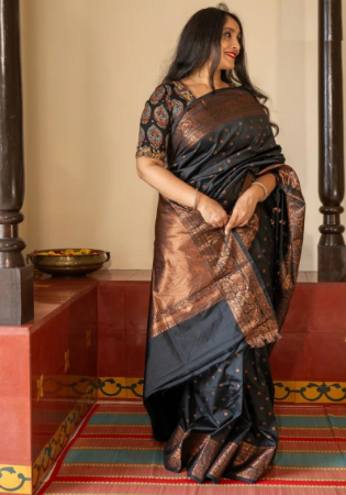 Picture of Wonderful Silk Black Saree