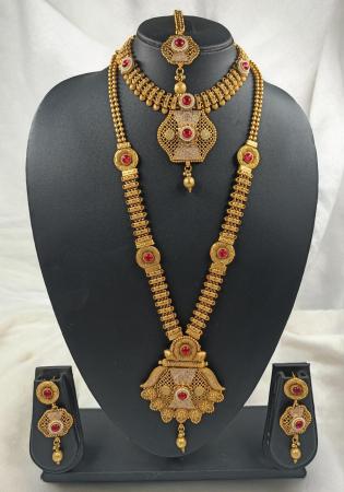 Picture of Pretty Golden Rod Necklace Set