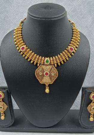 Picture of Splendid Golden Rod Necklace Set