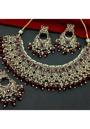 Picture of Amazing Maroon Necklace Set