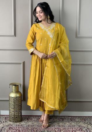 Picture of Good Looking Chiffon Peru Readymade Salwar Kameez