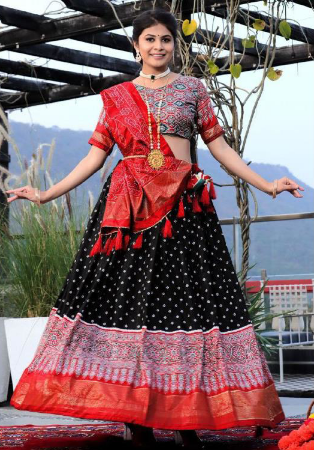 Picture of Fascinating Silk Black Lehenga Choli