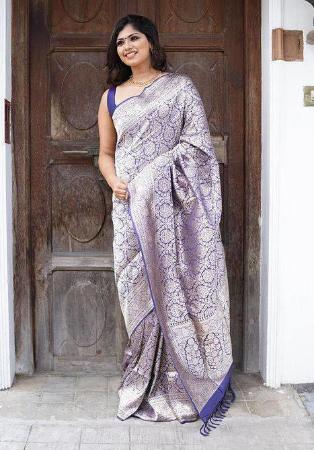 Picture of Lovely Silk Dim Gray Saree