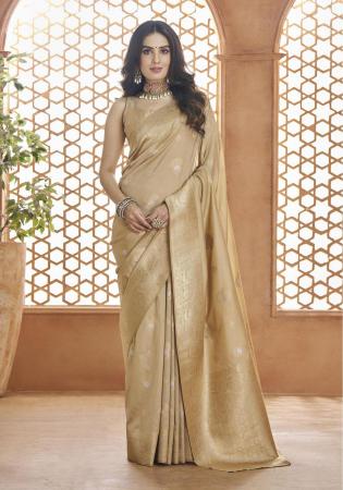 Picture of Amazing Silk Beige Saree