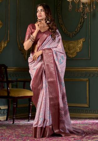 Picture of Well Formed Silk Grey Saree