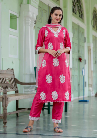 Picture of Silk Medium Violet Red Readymade Salwar Kameez