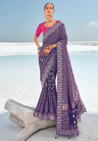 Picture of Pretty Georgette Purple Saree