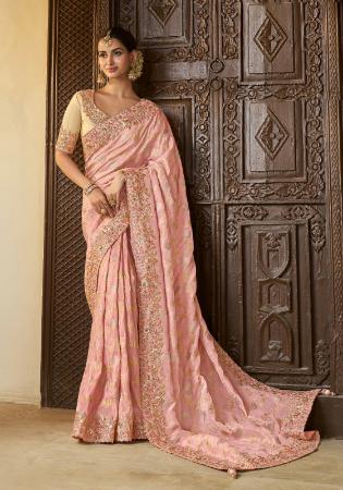 Picture of Enticing Chiffon Pink Saree